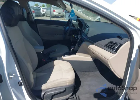 2017 Hyundai Elantra Se из США, поврежденный, VIN 5NPD84LF7HH124881